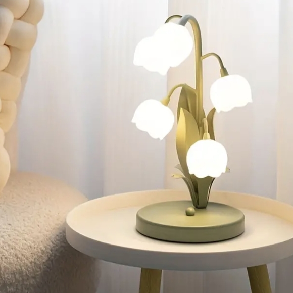 Other - Retro Bedside Lamp NIB Flower Table Lamp
